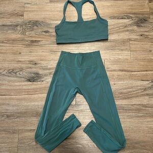 Alphalete Workout Set: Green